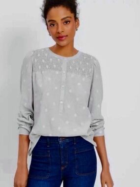 Loft light gray/white snowflake print top. Size S.